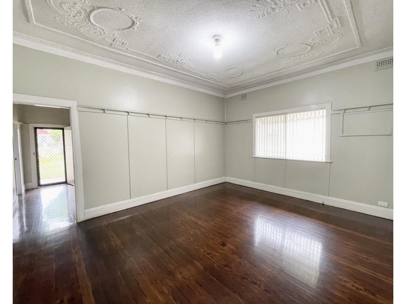 105 Harris Street, Fairfield NSW 2165