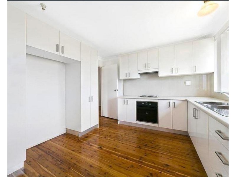 30 Dalton Place, Fairfield West NSW 2165