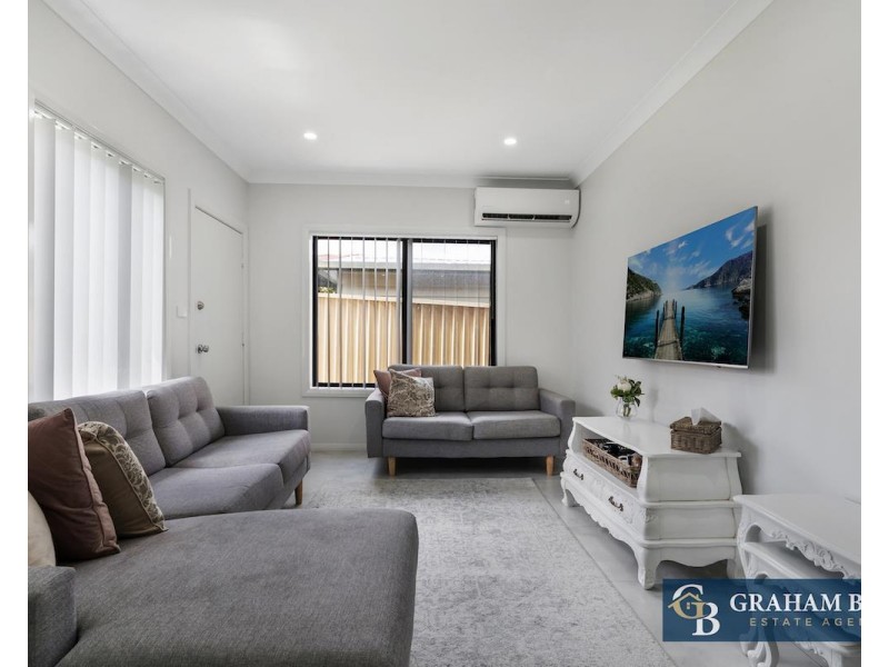 30 Dalton Place, Fairfield West NSW 2165