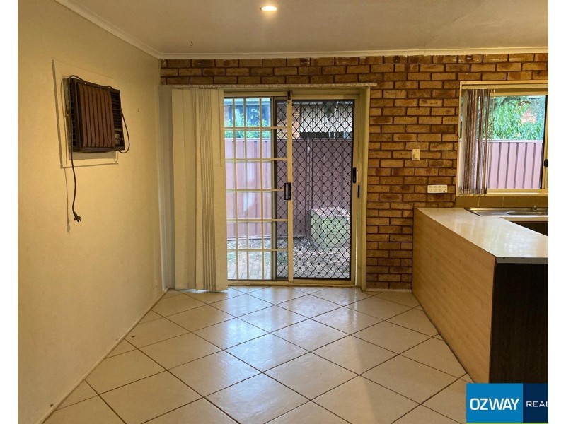 68 Woodhouse Drive, Ambarvale NSW 2560