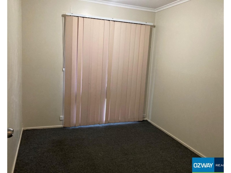 68 Woodhouse Drive, Ambarvale NSW 2560
