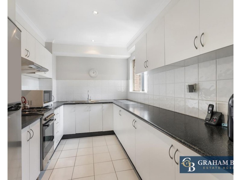 2/19-23 Hardy Street, Fairfield NSW 2165