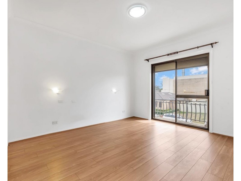 1A Watts Place, Prairiewood NSW 2176