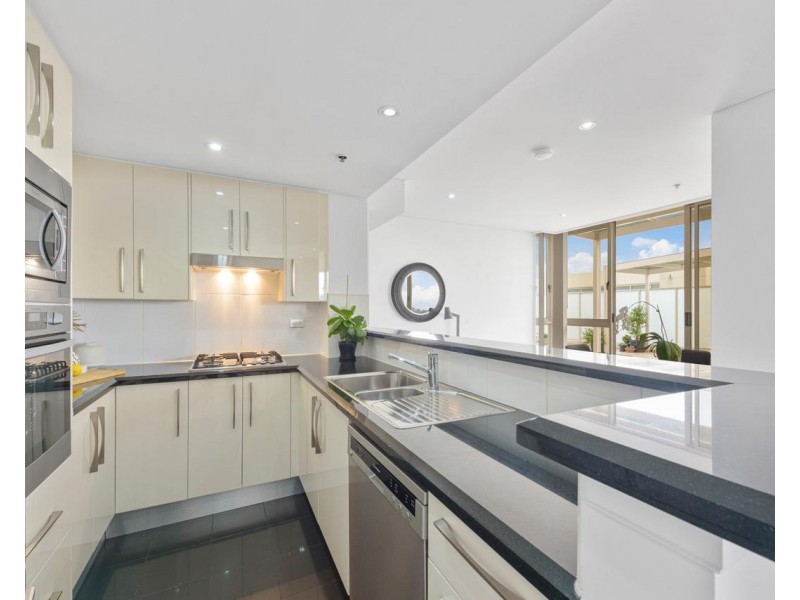 341/8 Lachlan Street, Waterloo NSW 2017