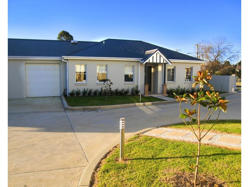 12/2-6 Hawkins Street, Moss Vale NSW 2577