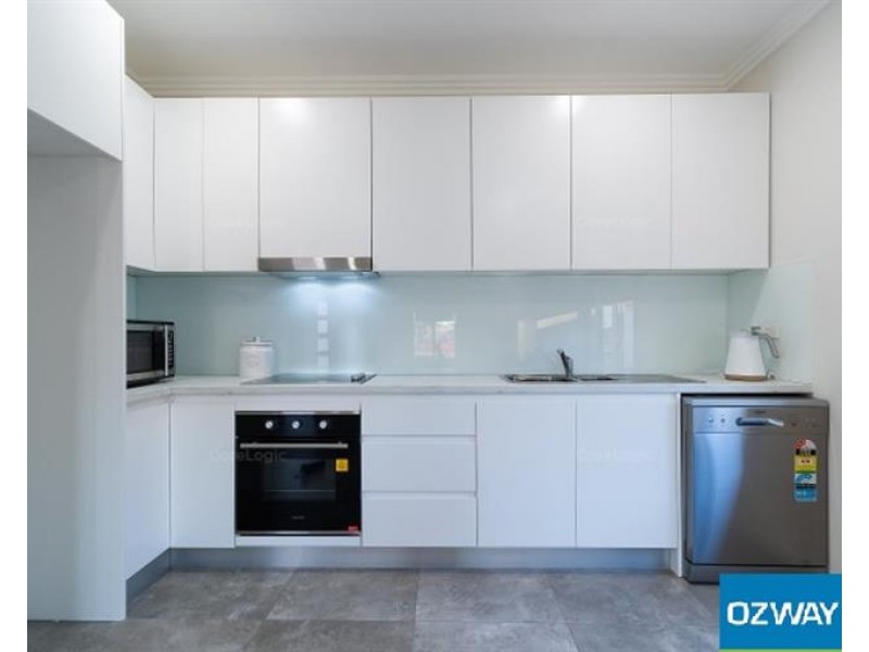 532 The Horsley Drive, Fairfield NSW 2165