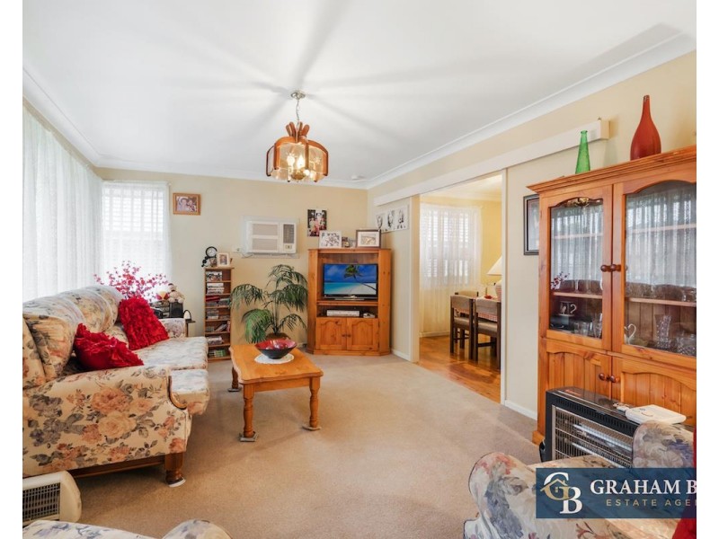 39 Norfolk Avenue, Fairfield West NSW 2165