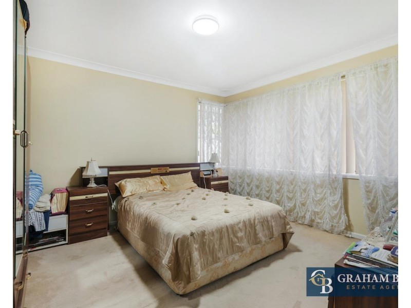 39 Norfolk Avenue, Fairfield West NSW 2165