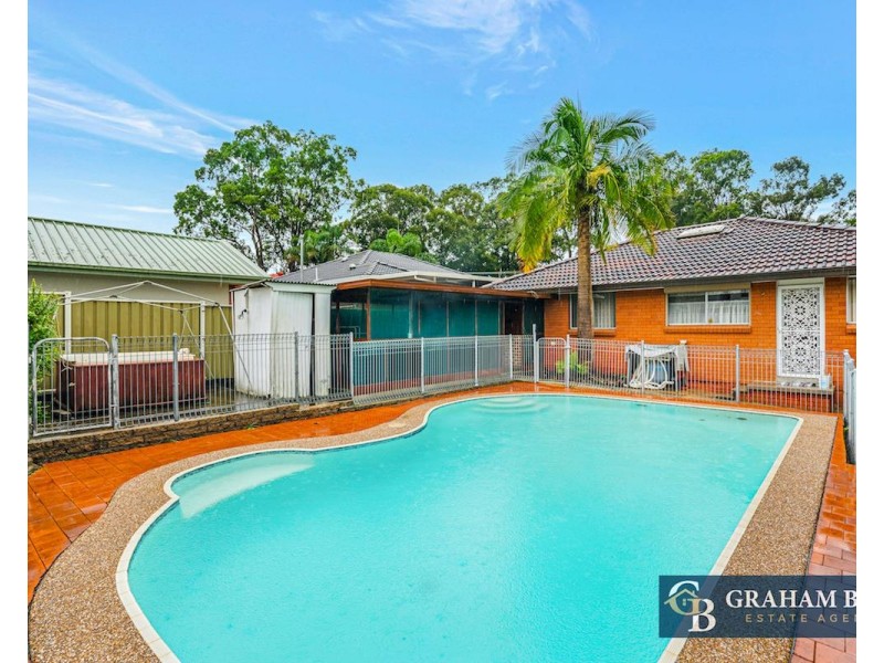 39 Norfolk Avenue, Fairfield West NSW 2165