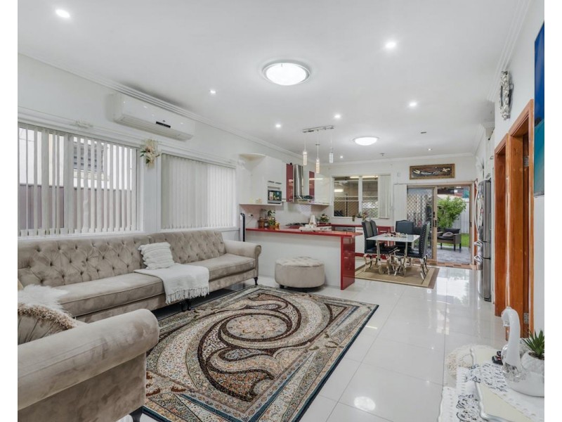 298 Chisholm Road, Auburn NSW 2144