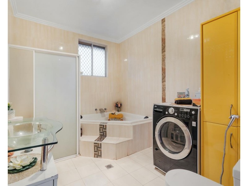 298 Chisholm Road, Auburn NSW 2144