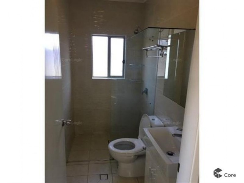 5A Rimfire Close, Bossley Park NSW 2176