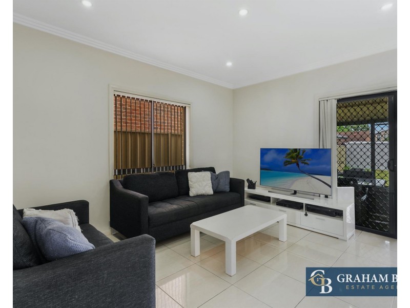 Fairfield West NSW 2165