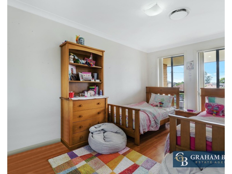 Fairfield West NSW 2165