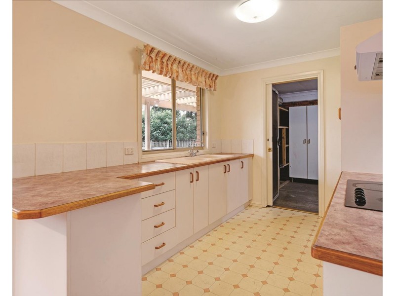 25 Floribunda Avenue, Glenmore Park NSW 2745