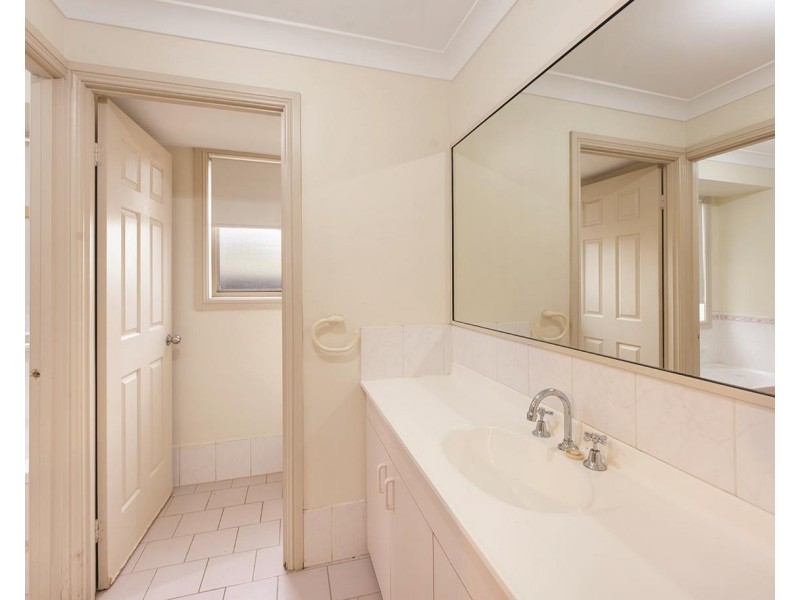 25 Floribunda Avenue, Glenmore Park NSW 2745