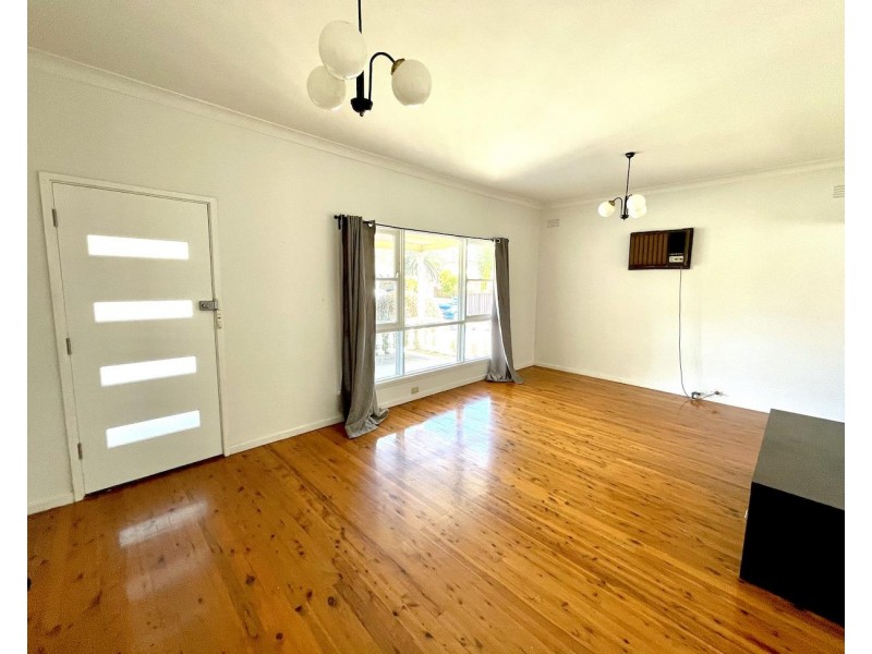 3 Baragoola Street, Fairfield Heights NSW 2165