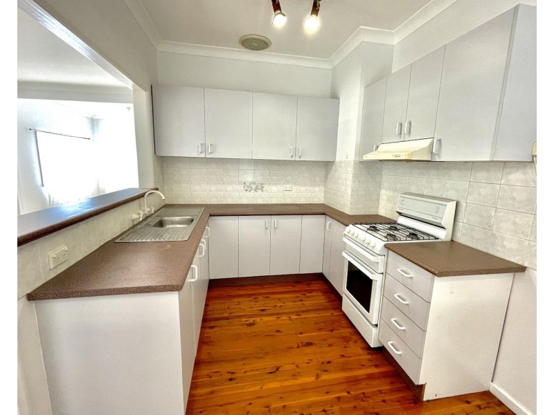 3 Baragoola Street, Fairfield Heights NSW 2165