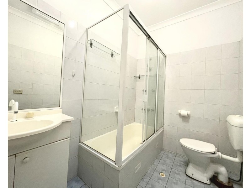 3 Baragoola Street, Fairfield Heights NSW 2165