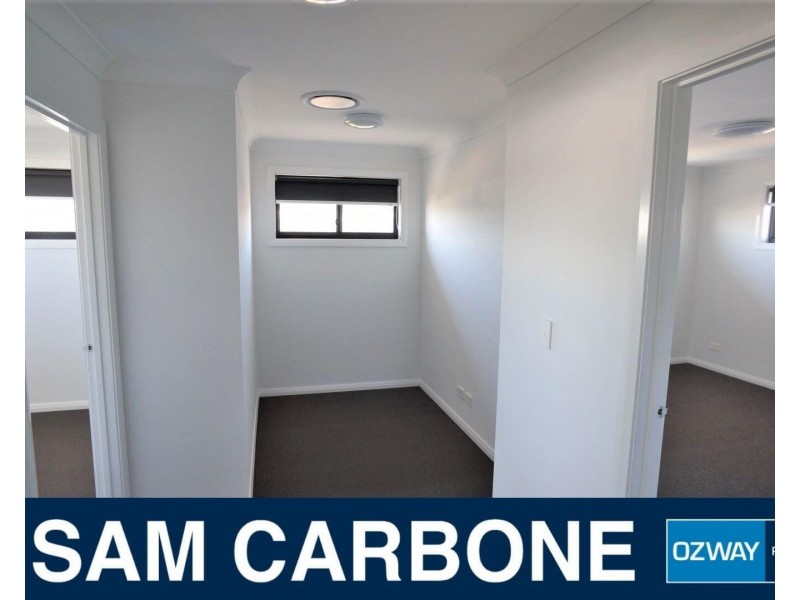 81 Easton Avenue, Spring Farm NSW 2570