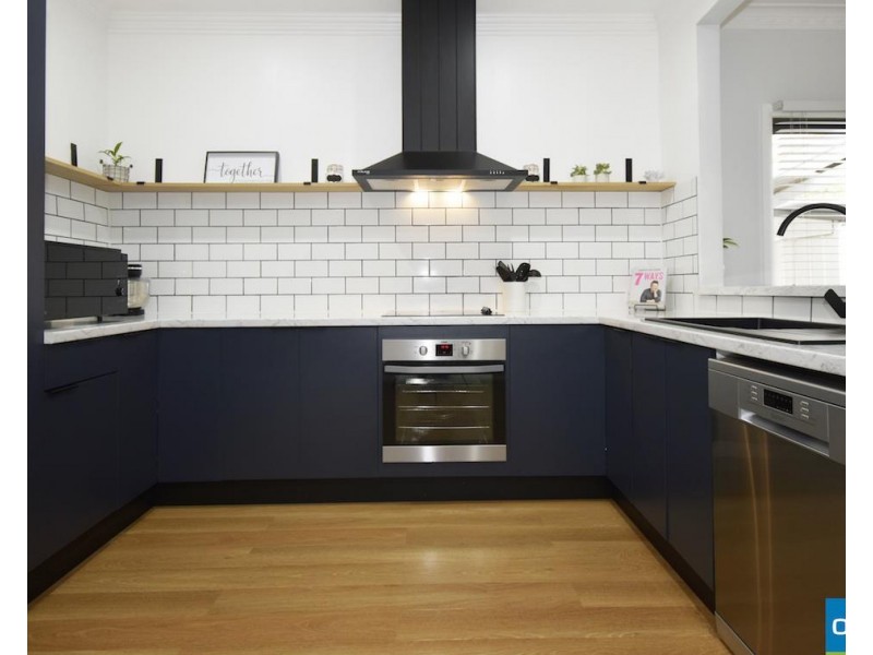 132 Pioneer Road, Towradgi NSW 2518
