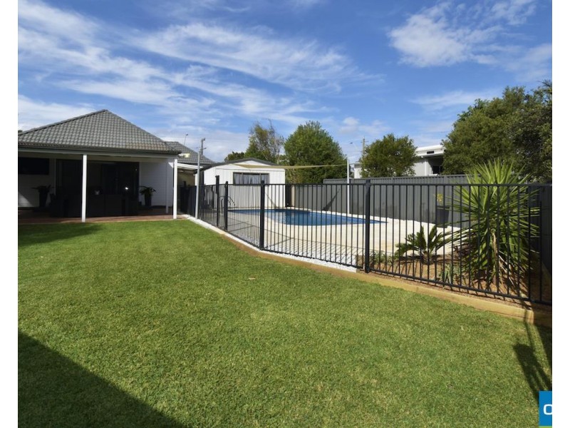 132 Pioneer Road, Towradgi NSW 2518