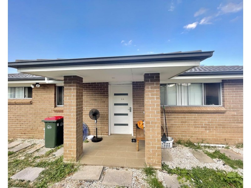 2a Kokoda Place, Bossley Park NSW 2176