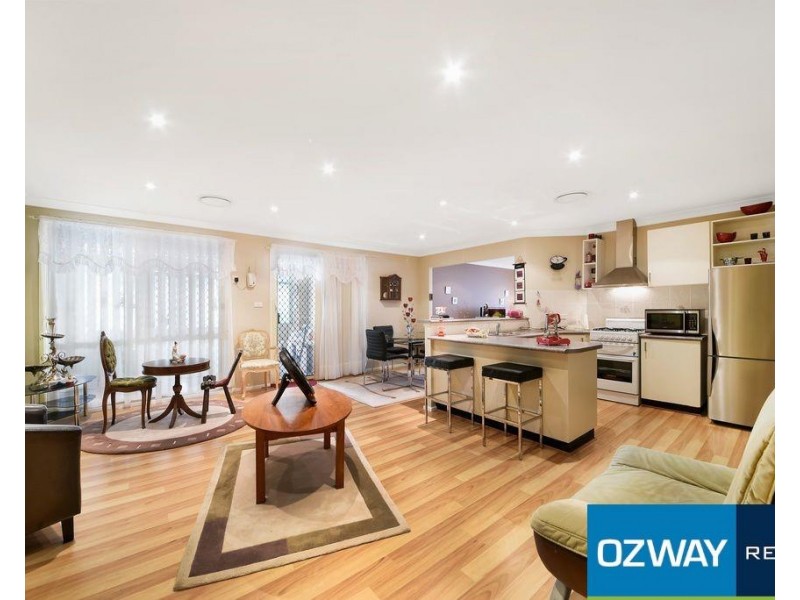 32 Theseus Circuit, Rosemeadow NSW 2560