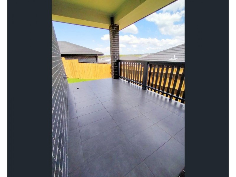 36 Milky Way, Campbelltown NSW 2560