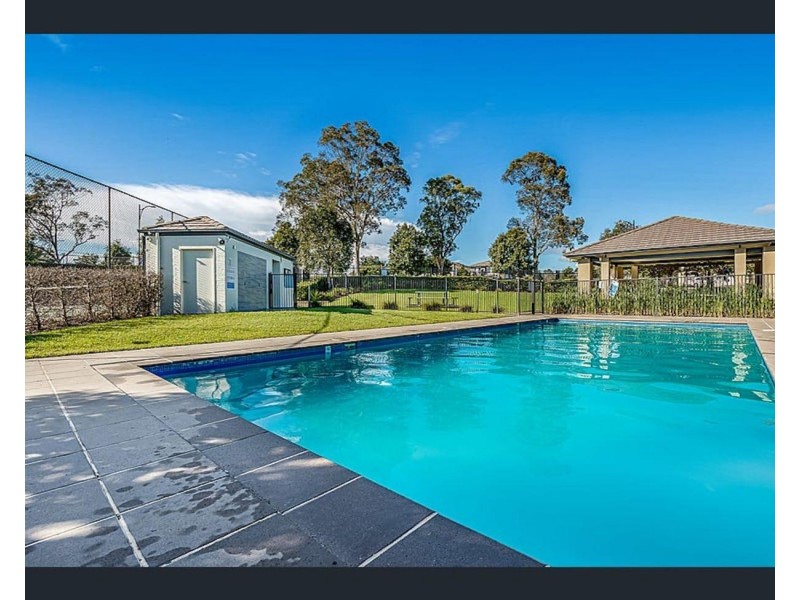 38 Hemsworth Avenue, Middleton Grange NSW 2171