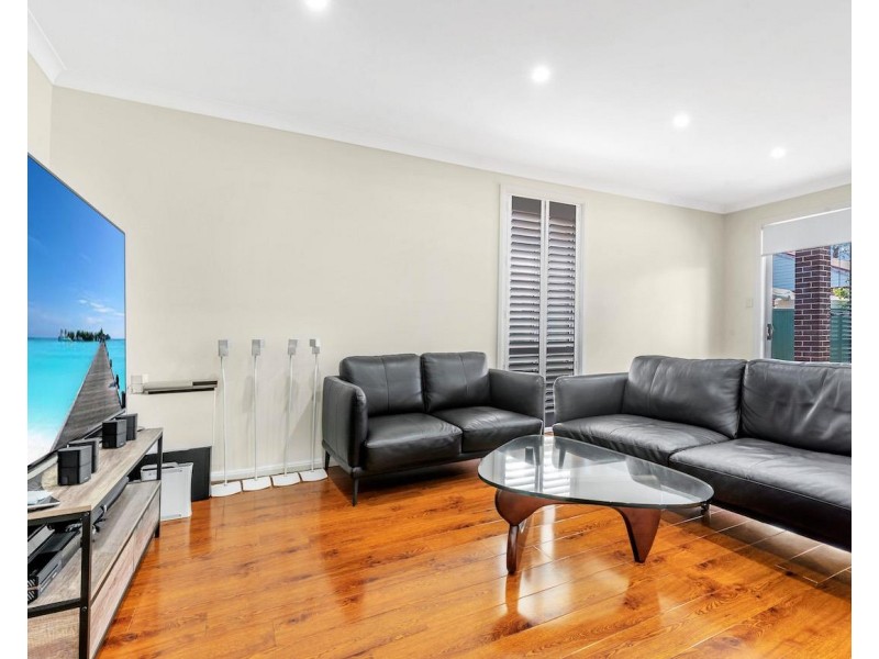 32a Rosina Street, Fairfield West NSW 2165