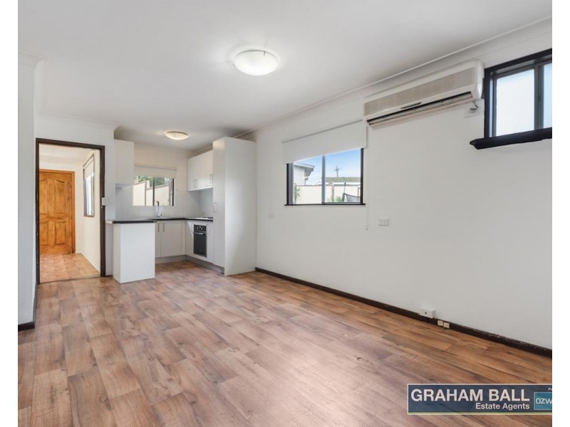 6 Cahill Street, Smithfield NSW 2164