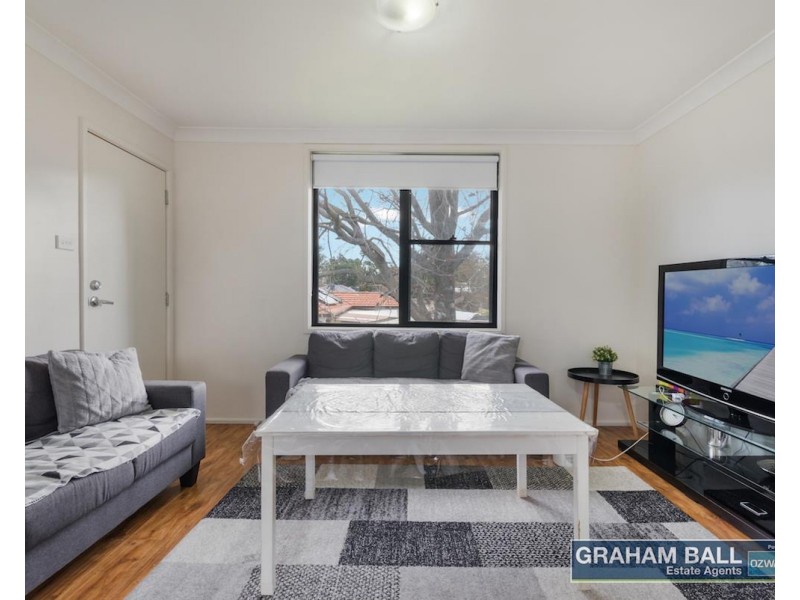 6 Cahill Street, Smithfield NSW 2164