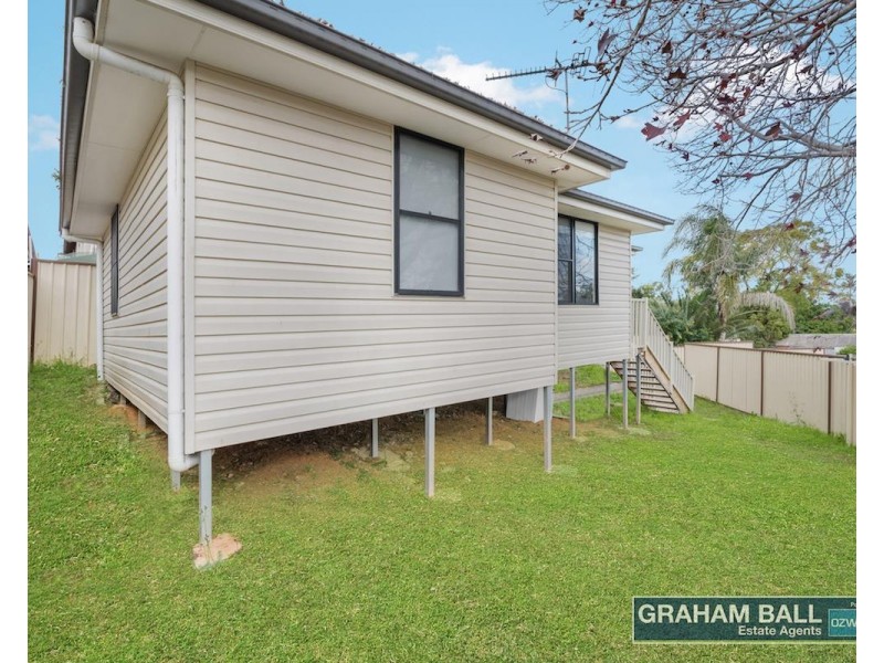 6 Cahill Street, Smithfield NSW 2164