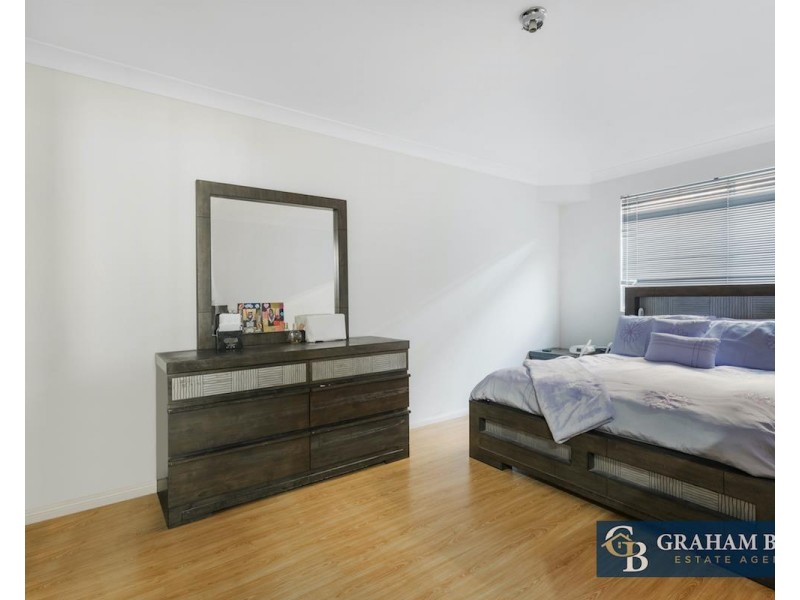 17 Tumut Place, Bossley Park NSW 2176