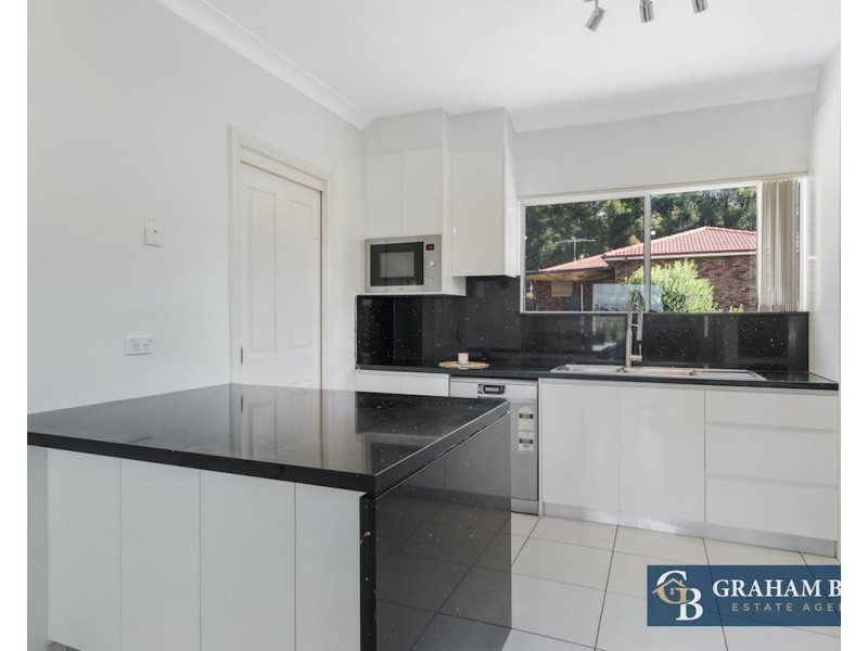 17 Tumut Place, Bossley Park NSW 2176