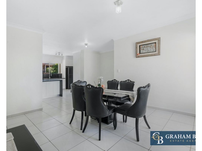 17 Tumut Place, Bossley Park NSW 2176