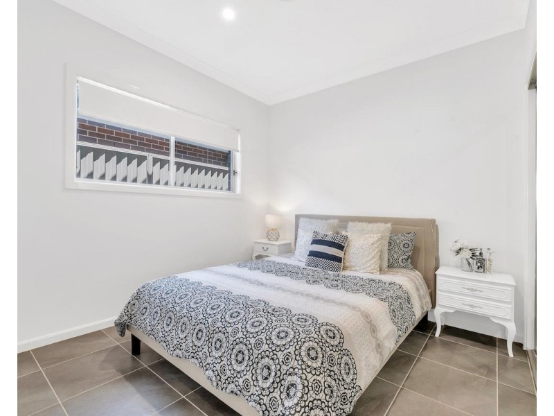 25 Mullumbimby Avenue, Hoxton Park NSW 2171