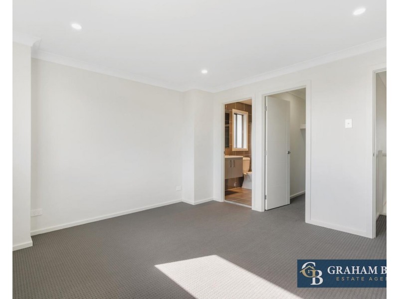 4 Terrain Street, Box Hill NSW 2765