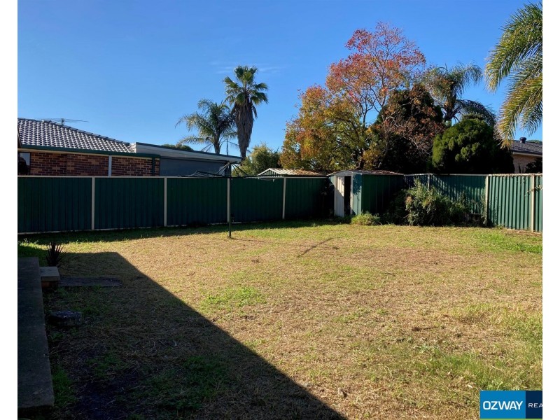 33 Delaunay Street, Ingleburn NSW 2565