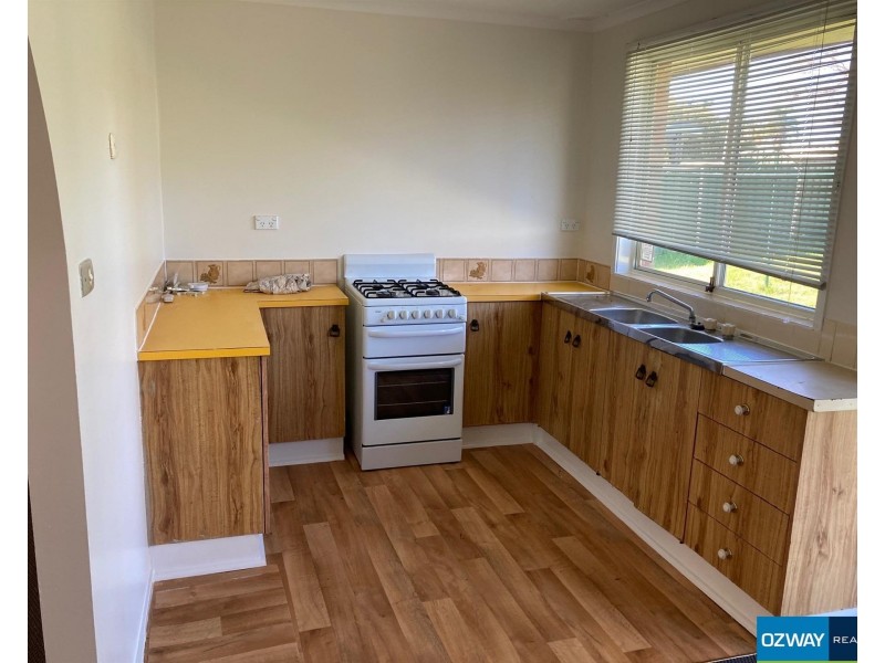 33 Delaunay Street, Ingleburn NSW 2565