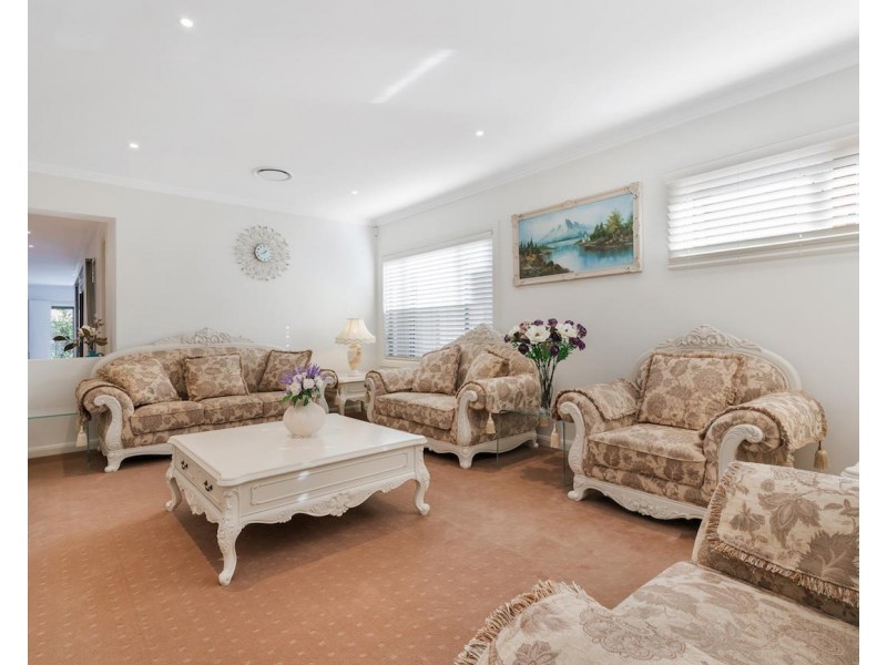 26 Mullumbimby Avenue, Hoxton Park NSW 2171