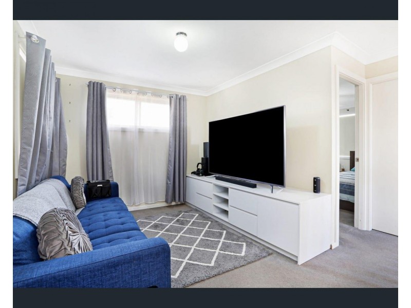 18 Harwood Place, St Helens Park NSW 2560