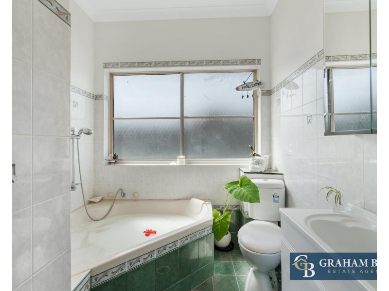 67 Flinders Crescent, Hinchinbrook NSW 2168