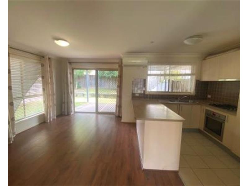 17 Silvereye Circuit, Woodcroft NSW 2767