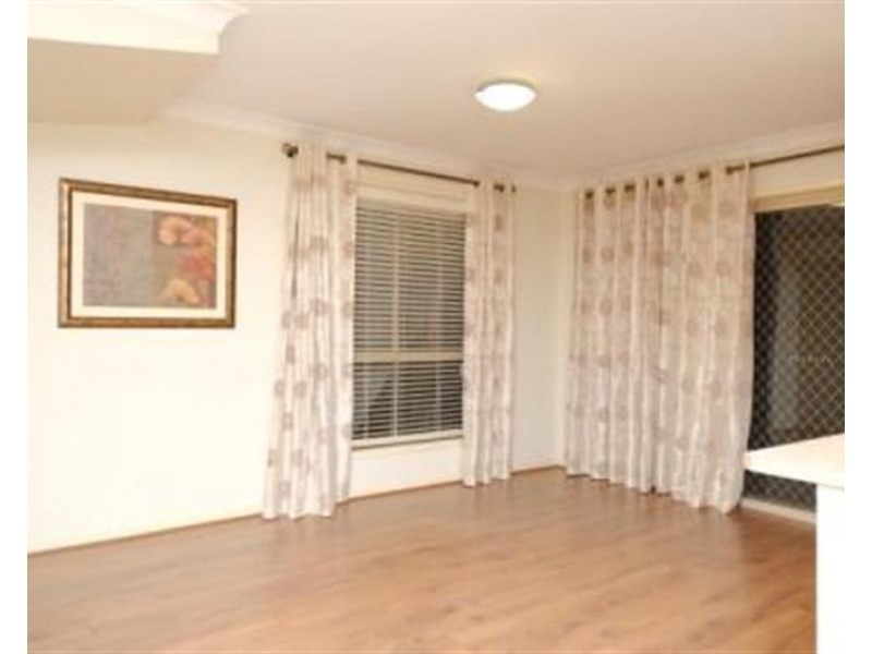 17 Silvereye Circuit, Woodcroft NSW 2767