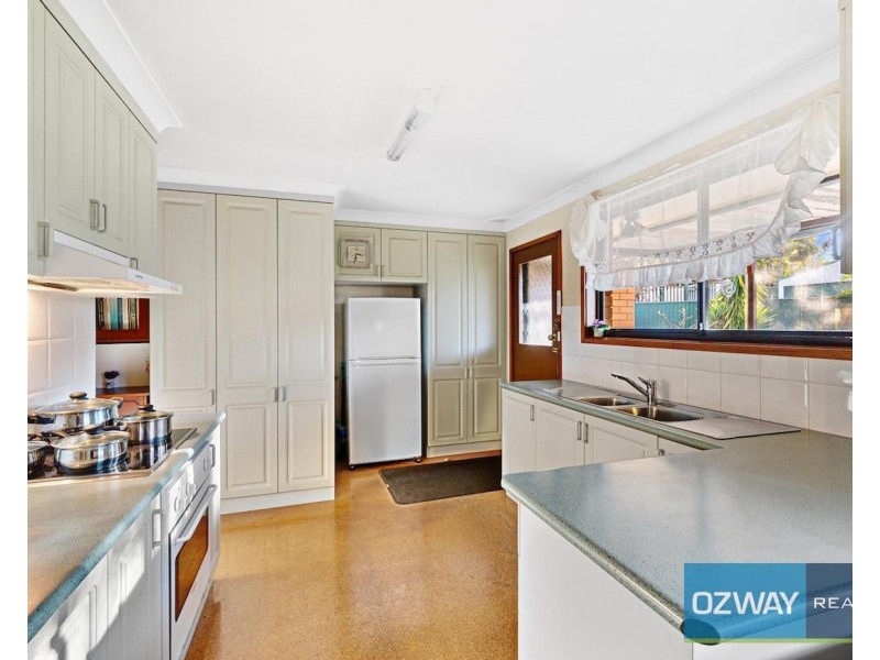 10 Anthony Street, Lake Munmorah NSW 2259