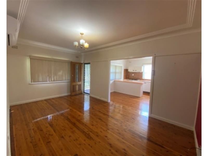 21 Mala Crescent, Blacktown NSW 2148