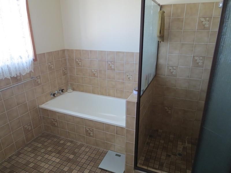 1 Westringia Pl, Yamba NSW 2464