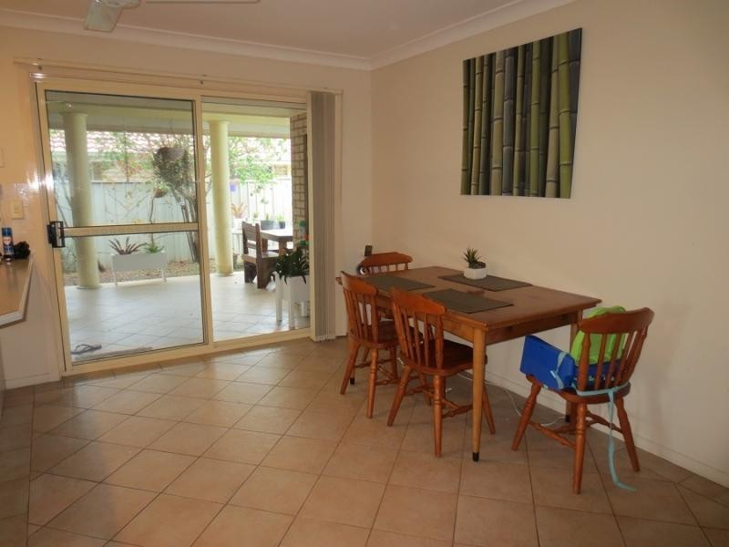 26 Treelands Dr, Yamba NSW 2464